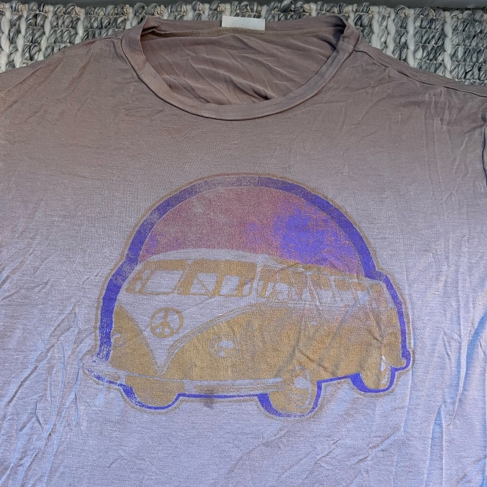 hippie van graphic t-shirt, wst cst, size medium